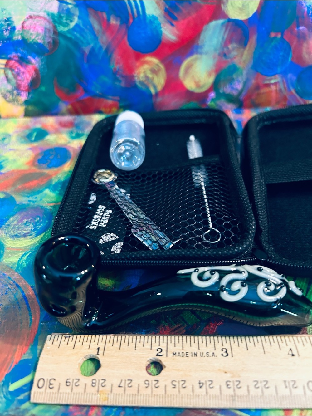 Cool Lizard character Glass Art Hand Piece with Travel Case